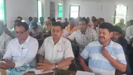 थरथरी: बापू हाई स्कूल में बीएलओ की योग्यता जांचने के लिए हुई ऑनलाइन मूल्यांकन परीक्षा