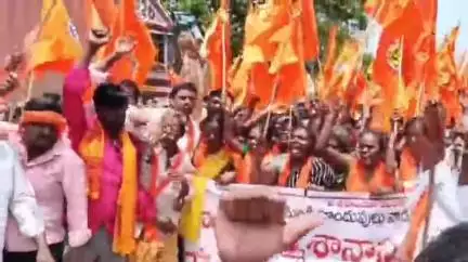 మంత్రాలయం: శ్మశాన వాటిక సమస్యను పరిష్కరించాలని మంత్రాలయం ఎమ్మార్వో కు వినిత పత్రం అందజేసిన చేట్నీ హళ్లి గ్రామ ప్రజలు