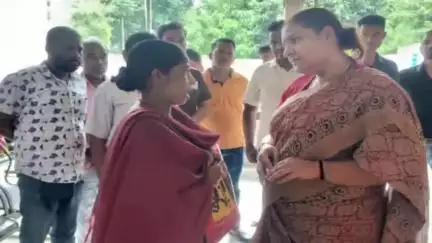 चास: विधायक श्वेता सिंह ने अपने कार्यालय में नगरवासियों की समस्याओं को सुना, गठित टीम कर रही क्षेत्रों का निरीक्षण