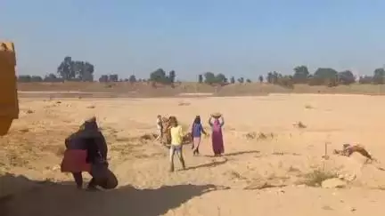 मझौली: निधिपूरी एवं गोतरा रेत खदान में अवैध उत्खनन जारी, मजदूरों से कराई जा रही है रेत की लोडिंग