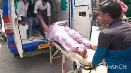 हाथरस: मुरसान के गांव राईक हाईवे के पास तेज गति बाइक अनियंत्रित होकर डिवाइडर से टकराई, पति-पत्नी गंभीर रूप से घायल