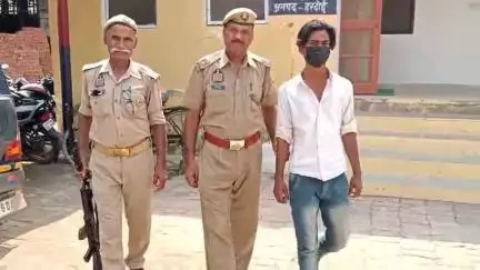 सवायजपुर: हरपालपुर पुलिस ने आत्महत्या के लिए प्रेरित करने के एक आरोपी को किया गिरफ्तार, बकरीद के दिन किशोरी ने लगाई थी फांसी