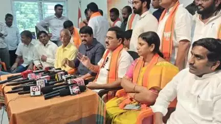 భీమవరం: భూపతిరాజు శ్రీనివాస్ వర్మ కేంద్ర మంత్రిగా ప్రమాణస్వీకారం చేసి సంవత్సరం అయినా సందర్భంగా మీడియా సమావేశం
