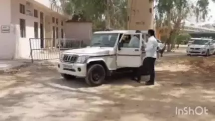 सोनीपत: सोनीपत में फ़ूड कारपोरेशन ऑफ़ इंडिया के मैनेजर क्लर्क से ट्रांसफर के बदले ₹30000 रिश्वत लेते गिरफ्तार