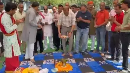 शुजालपुर: शांतिवन परिसर में विधायक निधि से बाउंड्रीवाल निर्माण का भूमिपूजन, भाजपा पदाधिकारी रहे उपस्थित