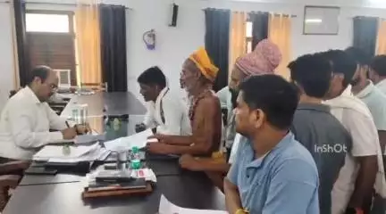 आंवला: आंवला थाना क्षेत्र के आंवला तहसील परिसर में आयोजित हुआ संपूर्ण समाधान दिवस