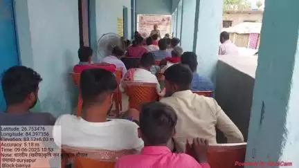 बैरिया: कोइरपट्टी में कृषि जन कल्याण चौपाल 2025 का सूर्यपुर में आयोजन, जलवायु अनुकूल खेती की तकनीक सिखाई गई