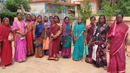 ଢେଙ୍କାନାଳ ସଦର: ମରାଙ୍ଗ ପାଳ ବାସିନ୍ଦା ପାନୀୟ ଜଳ ସମସ୍ୟା ନେଇ ସଦର ବ୍ଲକଠାରେ ଜିଲ୍ଲାପାଳଙ୍କୁ ଅଭିଯୋଗ