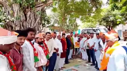 बडोनी: मोदी सरकार के 11 साल पूरे होने पर ग्राम सीतापुर में कार्यशाला आयोजित, जनकल्याणकारी योजनाओं की दी जानकारी