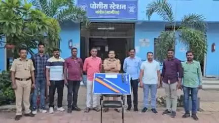 नांदेड: सोशल मीडियावर हत्यारासह फोटो ठेवल्याप्रकरणी नांदेड ग्रामीण पोलिसांनी केली तुप्पा येथील दोघांवर कारवाई