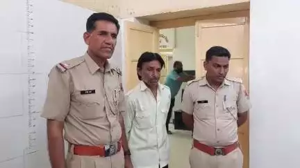 पाली: सदर थाना पुलिस ने अवैध बजरी खनन करने पर एक युवक को निंबाड़ा से किया गिरफ्तार