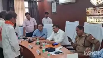 कायमगंज: कायमगंज तहसील में समाधान दिवस पर एएसपी और सीडीओ ने फरियादियों की सुनी समस्याएं, समाधान के लिए दिए निर्देश