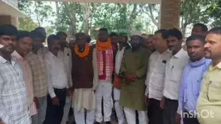 लातेहार: रामप्रवेश यादव सोमवार दोपहर 1 बजे छठी बार बने राष्ट्रीय जनता दल के लातेहार जिला अध्यक्ष
