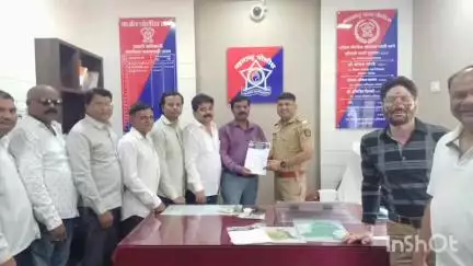 कर्जत: कर्जत शहरातील वाहतूक कोंडी सोडवावी अन्यथा आरपीआय करणार उपोषण
तालुका अध्यक्ष मनोज गायकवाड यांचा इशारा
#jansamasya