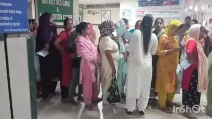 सोनीपत: सोनीपत नागरिक अस्पताल में 2 घंटे से ई उपचार सॉफ्टवेयर ठप मरीज को घंटे करना पड़ा इंतजार#jansmasya