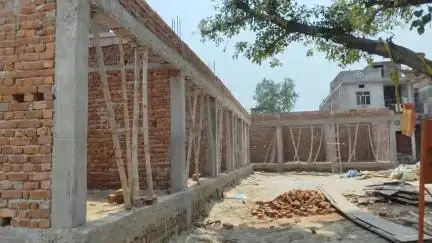 महाराजगंज: चिउरहां में खलिहान भूमि पर कॉम्प्लेक्स निर्माण को लेकर विवाद, अदालत ने नगर पालिका को नोटिस भेजा
#jansamasya