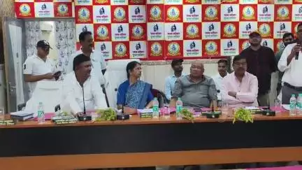 कटिहार: नगर निगम के सभागार में बोर्ड बैठक आयोजित, शहर की समस्याओं पर हुई चर्चा