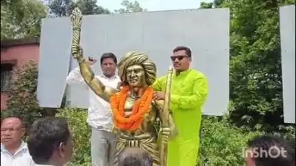 ईचागढ़: झामुमो ईचागढ़ प्रखंड कमेटी ने भगवान बिरसा मुंडा का शहादत दिवस मनाया