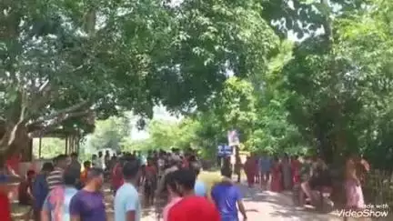 বিশালগড়: গোলাঘাটি নতুন বাজার সংলগ্ন সড়কে গাড়ি এবং স্কুটি সংঘর্ষে মৃত্যু হয় এক শিক্ষকের