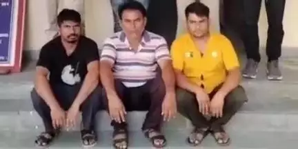निवाई: सोशल मीडिया पर नूड फोटो और वीडियो डालने वाले तीन आरोपियों को पुलिस ने रहमान पुरा चोथ का बरवाड़ा से किया गिरफ्तार