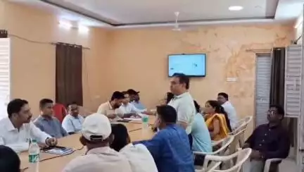 बड़वाह: SDM कार्यालय में आयोजित अंतर विभागीय मलेरिया कार्यशाला हुई संपन्न
