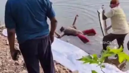 होशंगाबाद नगर: तवा नदी में उतराता मिला 20 वर्षीय लापता युवती का शव, परिजनों ने थाने में दर्ज कराई थी गुमशुदगी की रिपोर्ट