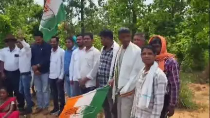 किस्को: कांग्रेस कमेटी ने संगठन सृजन के तहत प्रखंड से प्राप्त पदाधिकारियों के आवेदन का किया भौतिक सत्यापन