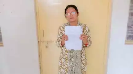 चकरनगर: साहब ने 15 लाख रुपए के जेवर चोरी होने की शिकायत की, बकेवर पुलिस टालमटोल कर रही, एसएसपी ने कार्रवाई का भरोसा दिया