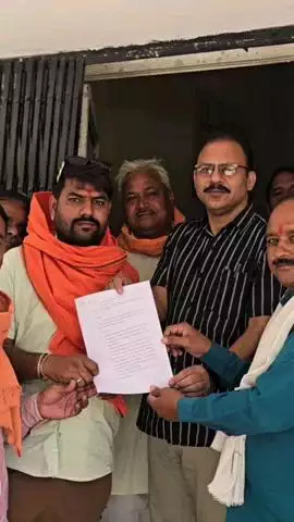 रामगढ़: रामगढ़ में मूर्तिकारों ने प्रस्तावित बाईपास रोड का किया विरोध, SDM को सौंपा गया ज्ञापन #Jansamasya