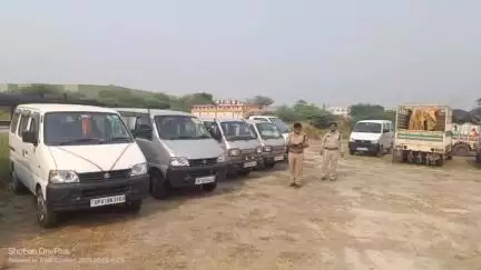 नवाबगंज: बाराबंकी में प्राइवेट वाहनों के कमर्शियल उपयोग पर शिंकजा कसने में जुटा परिवहन, चेकिंग के दौरान 14 वाहन सीज