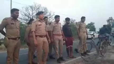 अमृतपुर: अमृतपुर थाना क्षेत्र के एक गांव की बहु दो प्रेमियों के साथ करती है बात, ससुर ने दी जानकारी