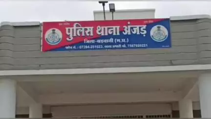 अंजड़: अंजड़ थाना क्षेत्र में सड़क दुर्घटना में घायल को बड़वानी से बड़ौदा किया रेफर