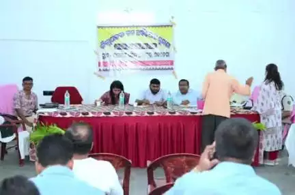 ସୁନ୍ଦରଗଡ ସହର: ସବଡେଗା ବ୍ଲକ ଅଫିସ୍ ପରିସରରେ ଜିଲ୍ଲା ପ୍ରଶାସନ ପକ୍ଷରୁ ଯୁଗ୍ମ ଜନ ଶୁଣାଣି କାର୍ଯ୍ୟକ୍ରମ ଅନୁଷ୍ଠିତ