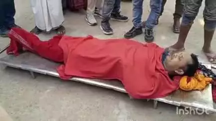 भभुआ: भगवतीपुर गांव के पास सीएनजी ऑटो और बोलेरो की टक्कर में सीएनजी सवार व्यक्ति की मौत, पहुंचे भभुआ विधायक भारत बिंद