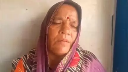अमेठी: अमेठी के गोसाईगंज मुख्य बाजार में नकाबपोश बदमाशों ने की ताबड़तोड़ फायरिंग, दहशत का माहौल