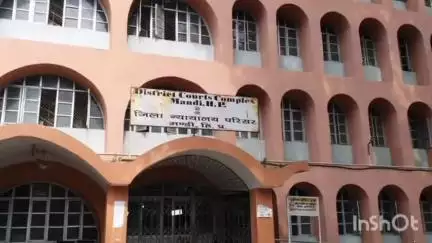 मंडी: मंडी में चरस तस्कर को सख्त सजा, 1.28 किलो चरस के साथ पकड़े गए आरोपी को 10 साल की जेल और ₹1 लाख का जुर्माना