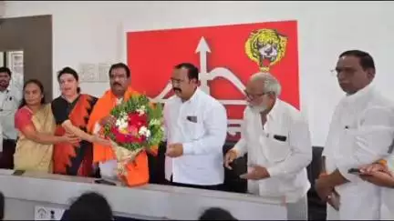 बुलढाणा: शहरातील मातोश्री जनसंपर्क कार्यालय येथे शिवसेना पक्षाची संघटनात्मक जिल्हा नियोजन बैठक संपन्न