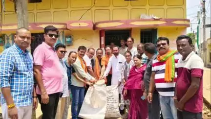 महासमुंद: महासमुंद शहर के वार्ड नंबर 26 में सार्वजनिक राशन वितरण केंद्र पर चावल उत्सव का हुआ आयोजन