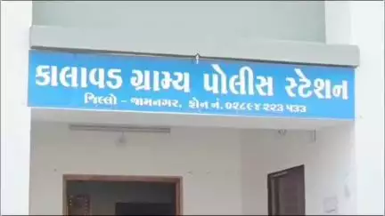 કાલાવાડ: કાલાવડના અમીપીર પાર્કમાં રહેતા યુવાન પાસે વ્યાજની પઠાણી ઉઘરાણી કરનાર 2 શખ્સ સામે ગુનો નોંધાયો