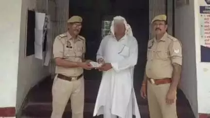 बुलंदशहर: थाना औरंगाबाद पुलिस ने पीड़ित के 56 हजार रुपए रास्ते में गिर जाने पर जांच पड़ताल कर दिलवाए