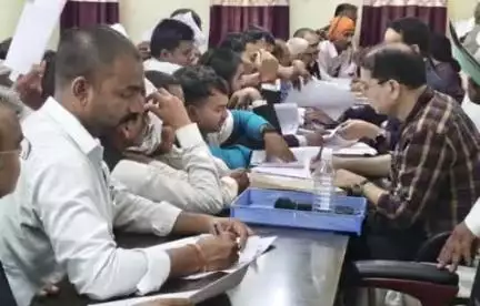 करछना: तहसील करछना परिसर में आयोजित संपूर्ण समाधान दिवस पर आई 135 से अधिक शिकायतें, एक भी शिकायती पत्र का नहीं हुआ समाधान