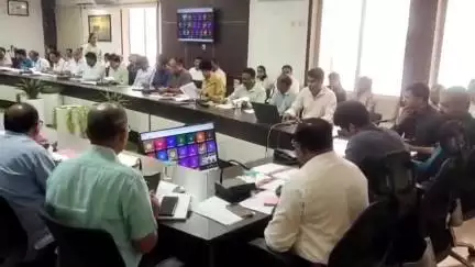बालाघाट: कलेक्टर ने कलेक्टर कार्यालय में ईकेवाईसी की जानकारी ली, आवश्यक दिशा निर्देश दिए