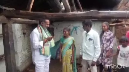 ఇల్లంతకుంట: పండుగ వాతావరణం లో ఇందిరమ్మ ఇళ్ల భూమి పూజ...