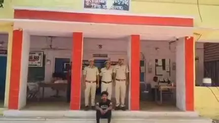 मण्डरायल: खांडेकापुरा से मंडरायल पुलिस ने चोरी की मोटरसाइकिल खरीदकर चलाने व बेचने वाले शातिर चोर को किया गिरफ्तार
