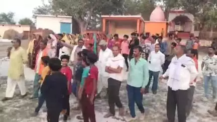 मंडला: गांव में शराब बेची तो शासकीय योजना से वंचित कर देंगे: ग्राम लफरा के जनप्रतिनिधियों व ग्रामीणों की चेतावनी