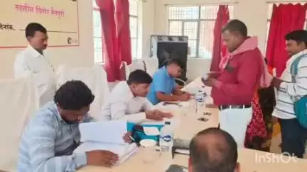 घिरोर: घिरोर तहसील दिवस में उप जिलाधिकारी व तहसीलदार ने सुनीं 44 शिकायतें, जिनमें से 5 का मौके पर निस्तारण किया