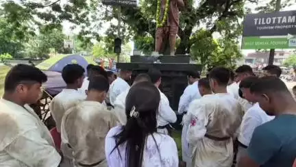 রাজগঞ্জ: চালসার বীর বিরসা মুন্ডা পার্কে বিরসা মুন্ডার প্রয়াণ দিবস পালন