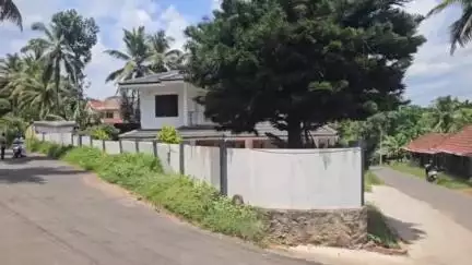 സുൽത്താൻബത്തേരി: പെരിക്കല്ലൂരിലെ നൂറുകണക്കിന് കുടുംബങ്ങൾക്ക് കുടിയിറക്ക് ഭീഷണി #localissue