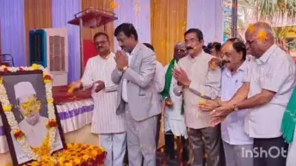 ಹಾವೇರಿ: ಕೊರಡೂರಿನಲ್ಲಿ ನವೀಕರಣಗೊಂಡ ಗ್ರಾಮ ಸೇವಾಶ್ರಮ ಕಟ್ಟಡ ಉದ್ಘಾಟನೆ, ಜಿಲ್ಲಾಧಿಕಾರಿ ವಿಜಯಮಹಾಂತೇಶ್ ಭಾಗಿ