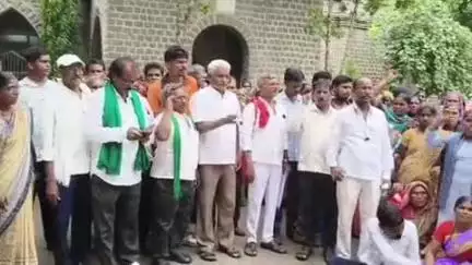 ಕಲಬುರಗಿ: ಕೂಲಿ ಕಾರ್ಮಿಕರ ಬಾಕಿ ವೇತನ ಬಿಡುಗಡೆಗೆ ಆಗ್ರಹಿಸಿ ಕೆಪಿಆರ್‌ಎಸ್‌ನಿಂದ ಜಿ.ಪಂ ಮುಂದೆ ಪ್ರತಿಭಟನೆ